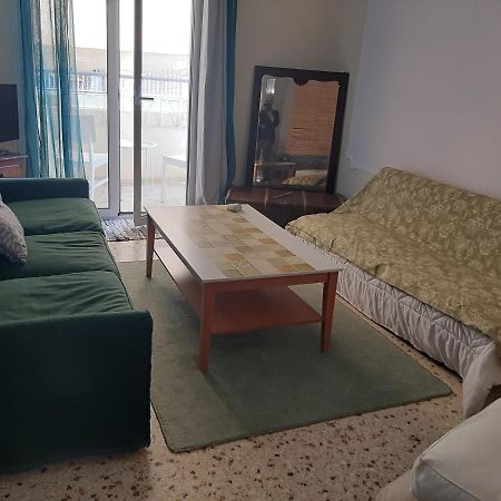 Retro Comfy Home Near Monastiraki Athens Luaran gambar